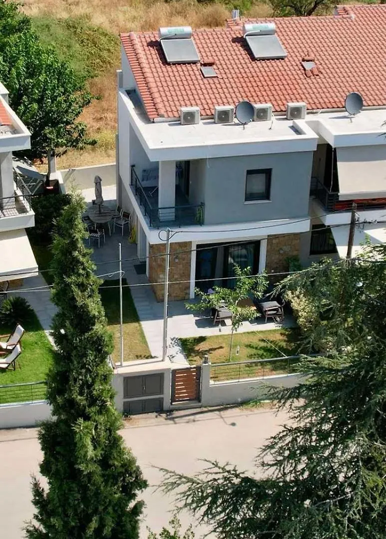 Villa Family Home In Nikiti